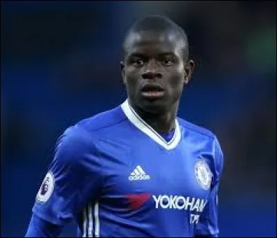 Quelle est la nationalité de ce joueur ?