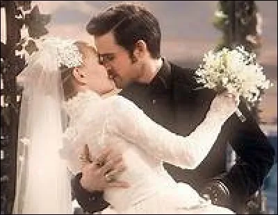 Quel personnage principal n'est pas présent à leur mariage ?