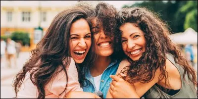 Comment s'appellent ses meilleures amies ?