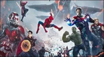 Les cinq premiers membres des Avengers était : Thor, Hulk, Iron Man, la Guêpe et Ant-Man