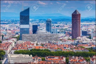 Décodez LXIX
Indice : Le numéro départemental de la ville Lyon.