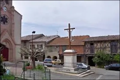 Village Tarn-et-Garonnais, Escazeaux se situe dans l'ancienne région ...