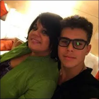 Comment s'appelle la maman de Zabdiel ?