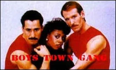 Boys Town Gang a fait une reprise disco de ''Can't Take My Eyes Off You''. Cette chanson fait partie de la BO du film ''Voyage au bout de l'enfer''. Qui jouait le premier rôle aux côtés de Christopher Walken ?