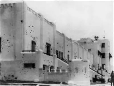 Quelle caserne se fait attaquer par les révolutionnaires le 26 juillet 1953, marquant ainsi le début de la révolution cubaine ?
Cette attaque se terminera par un échec pour les révolutionnaires.