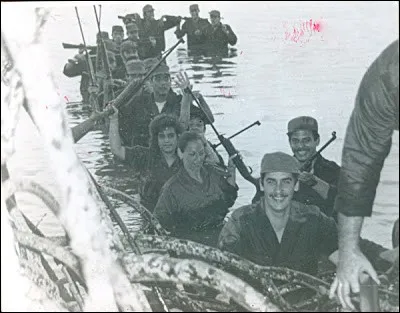 Quel est le nom du bateau par lequel les révolutionnaires quittent le Mexique pour aller à Cuba en 1956 ?