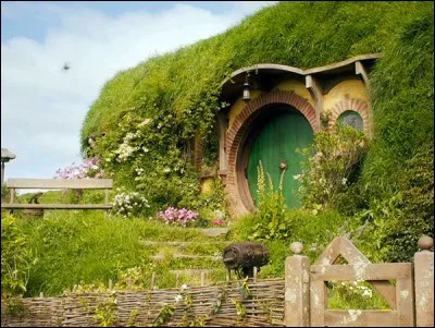 Dans quel film voit-on la maison de Bilbo ?