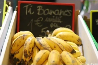 Comment est parfois appelée la banane à la Réunion ?