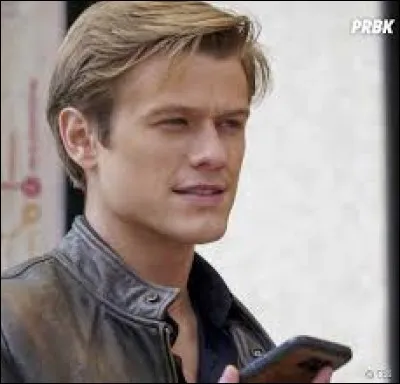 Comment s'appelle ce personnage ?