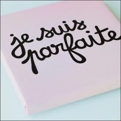 Qui l'a surnommée "Petite Miss Parfaite " ?