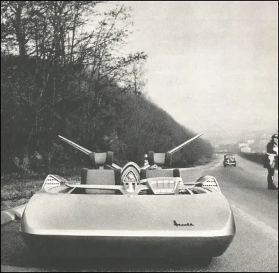 Quel constructeur avait imaginé, en 1958, la voiture du futur, la "Fulgur" ?