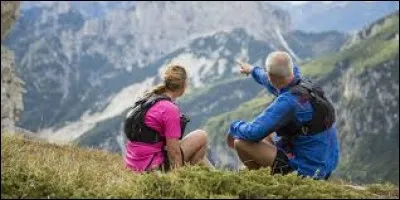 Dans quelle enseigne trouve-t-on la marque Quechua ?