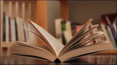 En colère, tu arraches une page dans un livre de la bibliothèque...