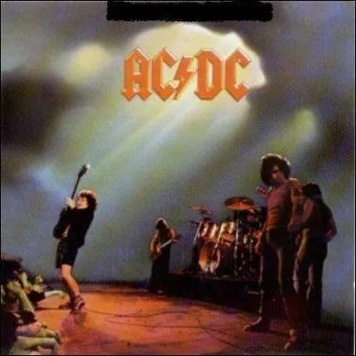 Je suis le quatrime album d'AC/DC et je suis sorti en 1977. Cet album est le premier rel succs du groupe en Europe.