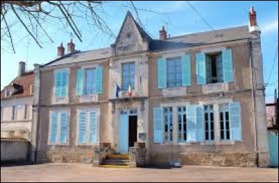 Nous commençons notre balade en Bourgogne-Franche-Comté, à Billy-sur-Oisy. Village de l'arrondissement de Clamecy, il se situe dans le département ...