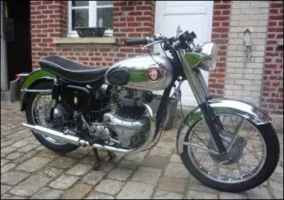 Quel est le constructeur ?