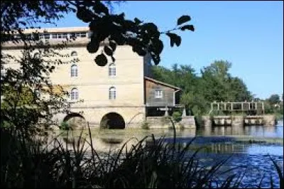 Porchères est une commune de Nouvelle-Aquitaine située dans le département ...