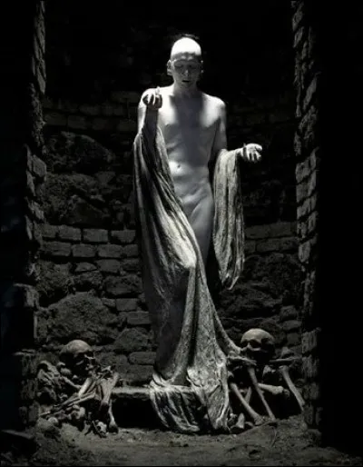 Qui est l'apôtre indiquant qu'à la veille du retour de Jésus se présenterait l'antéchrist ?