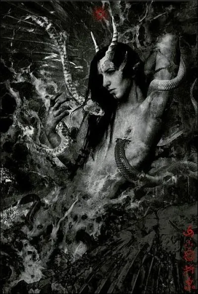 Mot hébreu traduit par serpent, utilisé dans la Bible pour désigner la bête qui entraine la chute d'Adam et Ève. Quel est-il ?