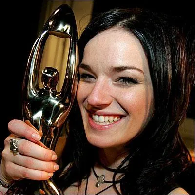 Qui est cette chanteuse ?