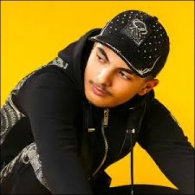 Comment s'appelle son premier album ?