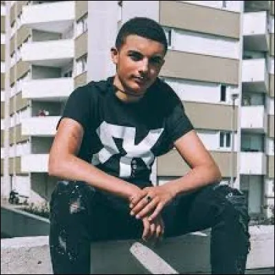 Quel le quartier de son enfance (là ou il est né) ?