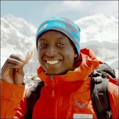 De quoi Ahmed Sylla ne parle-t-il jamais ?