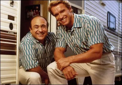 Dans combien de films jouent ensemble Danny DeVito et Arnold Schwarzenegger ?