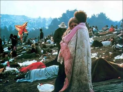 Qui n'a jamais entendu parler du Festival de Woodstock des annes 60 ? Mais au fait, c'tait quand ?