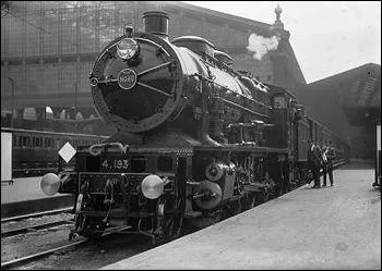 Quand la premire locomotive  vapeur fut-elle construite ?