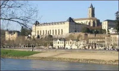 Deux chez la femme et deux chez l'homme, c'est l'...