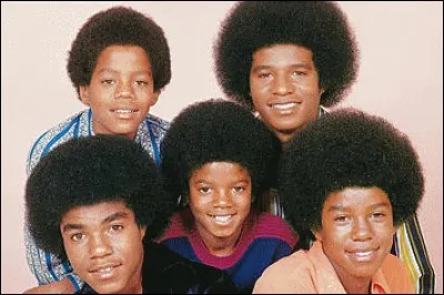 Au début de la carrière des Jackson Five, qui était leur marraine ?