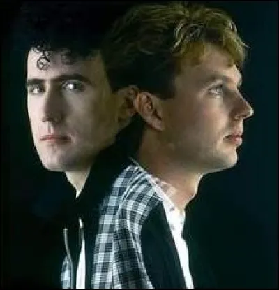 ''Joan of Arc (Maid of Orleans)'' est une chanson d'Orchestral Manoeuvres in the Dark. 
Question très difficile ! De quoi Jeanne d'Arc ne fut-elle PAS jugée coupable ?