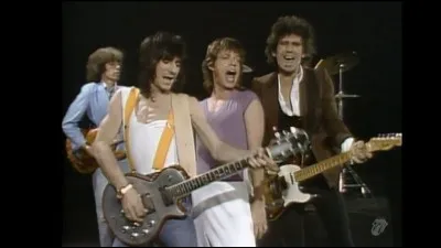 Les Rolling Stones chantent ''Start Me Up''. Que désigne l'expression ''start up'' ?