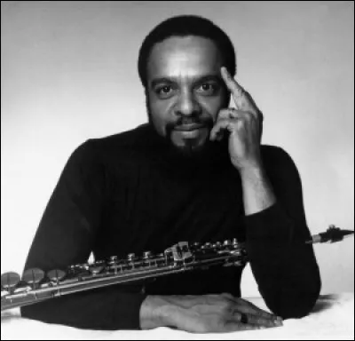 Grover Washington Jr chante ''Just the Two of Us''. Qui Denzel Washington a-t-il incarné dans le film éponyme ?