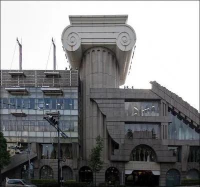 Quel architecte japonais a ralis le Btiment M2  Tokyo en 1991 ?