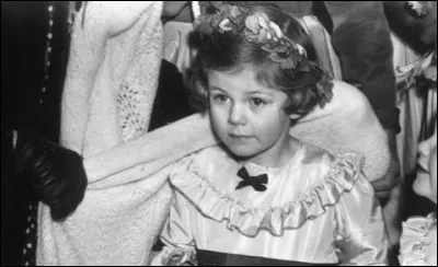 Je suis une femme. Mariée deux fois, j'ai autrefois défrayé la chronique. J'ai connu mon happy end en 2005. 
Qui suis-je ?