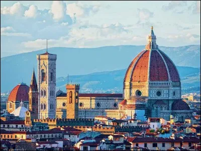 À quel réalisateur italien doit-on le film "Amarcord" ?