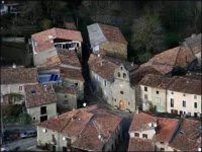 Nalzen est un village d'Occitanie situé dans le département ...