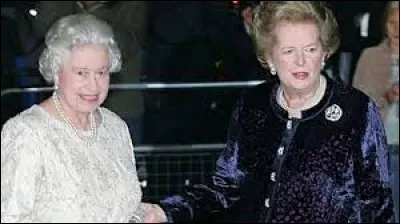 Elisabeth II eut pour Premier ministre Margaret Thatcher, première femme à occuper ce poste. En quelle année entra-t-elle en fonction ?