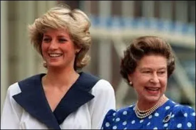 La date est restée gravée pour beaucoup, mais quand la reine perdit-elle son ex belle-fille, Diana ?