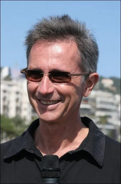 Qui joue le rôle de Pierre Brochant ?