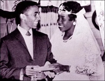 Après son mariage et son retour en Jamaïque en 1966, quel mouvement rejoint-il ?