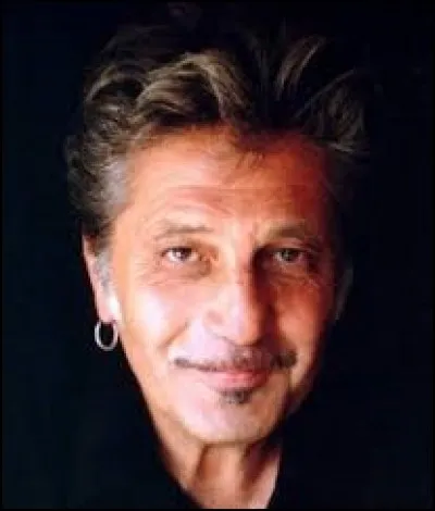 Gérard Blanchard et son accordéon ont fait résonner ''Rock Amadour''. Quelle est la couleur de la Vierge de Rocamadour ?