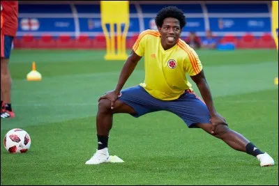 Durant quel match le joueur Carlos Sanchez a-t-il été exclu sur carton rouge ?