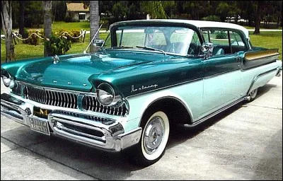 Quel est son constructeur ?