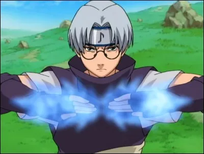 Que fait Kabuto pour contrer le rasengan de Naruto ?
