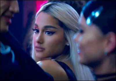 Complète les paroles : "This shit always happens to me (Yeah)
Why can't we just play for keeps ?''.