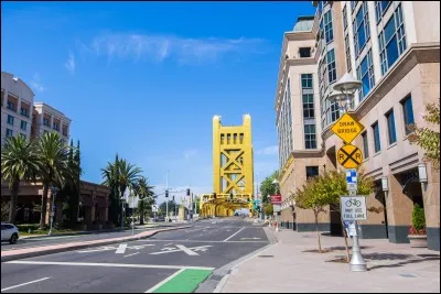 Quelle est la capitale de l'État de Californie ?