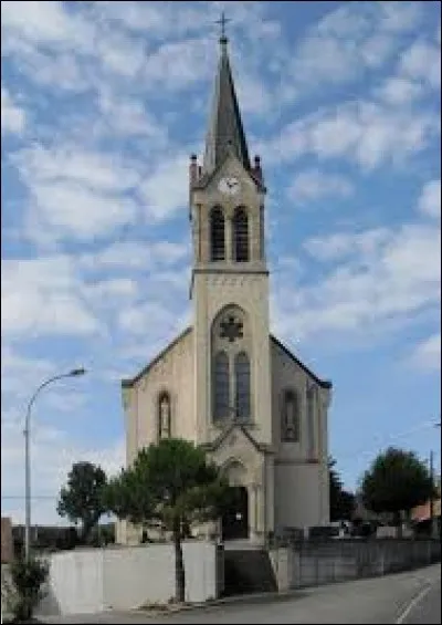 Nous sommes dans le Grand-Est devant l'&eacute;glise Saint-Maurice de Ranspach-le-Bas. Commune &agrave; 20 kilom&egrave;tres de la Suisse et de l'Allemagne, elle se situe dans le d&eacute;partement ...